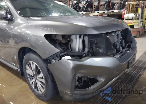 2017 Nissan Pathfinder Sv z USA, uszkodzony, nr VIN 5N1DR2MM5HC689264